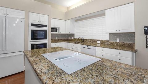 5250 MACOSO COURT