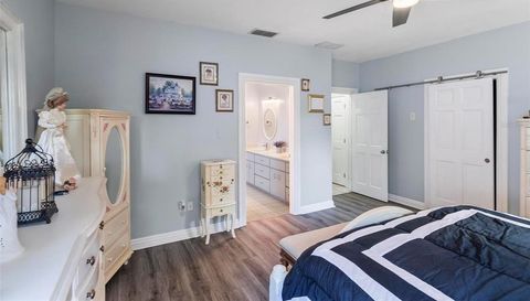 27 WINDING CREEK WAY