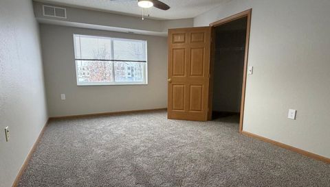 1321 Lake Drive W