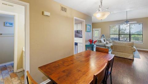 704 Horseshoe Bay BLVD