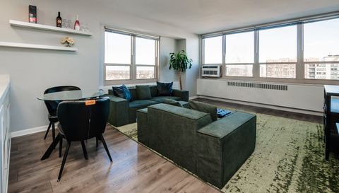 3950 N Lake Shore Drive