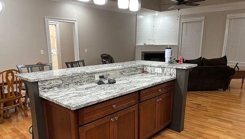 1533 Eads Bluff Rd NW