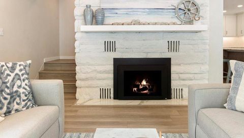 1725 White Cloud Drive N