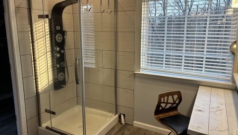 226 N Orchard Farms Ave