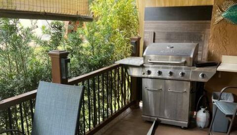 1305 W 53rd St APT 102