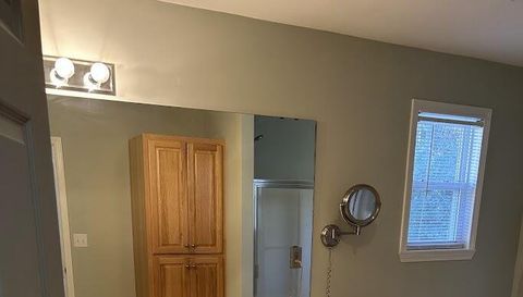 209 Falcon Crest Way