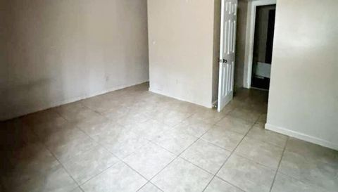 5918 Sutcliff Square