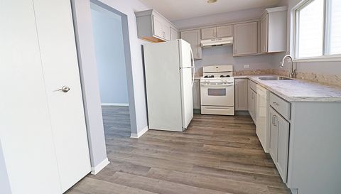 590 LeParc Circle