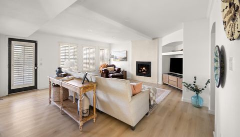 1645 Playa Del Sol St