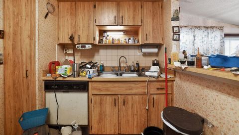 1508 W River Shore Way