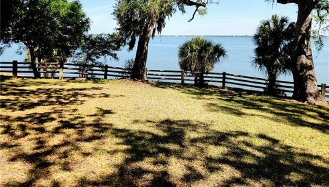 25 HARBOR WOODS CIRCLE