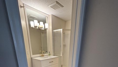 7625 Edinborough Way