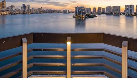 3600 Mystic Pointe Dr