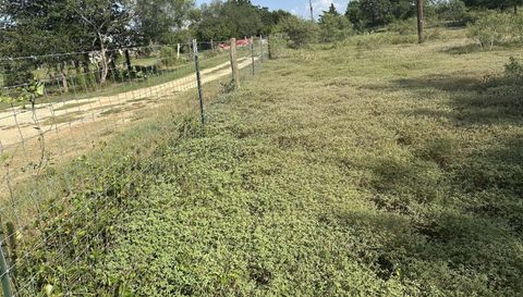 240 Private Rd 4601