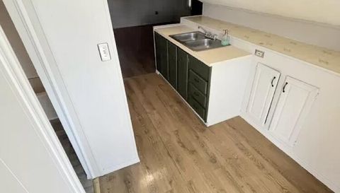 215 N Buena Vista Dr