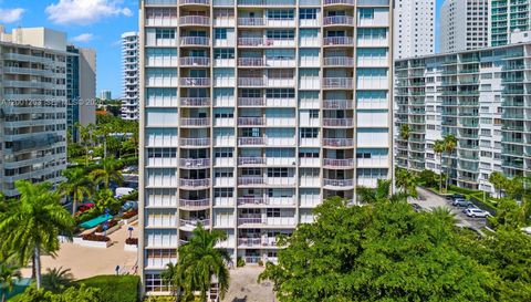 1420 Brickell Bay Dr