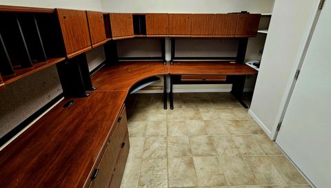 11815 N Lake Side Dr