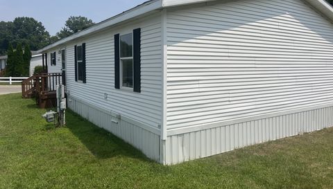 415 Crimson King Cir