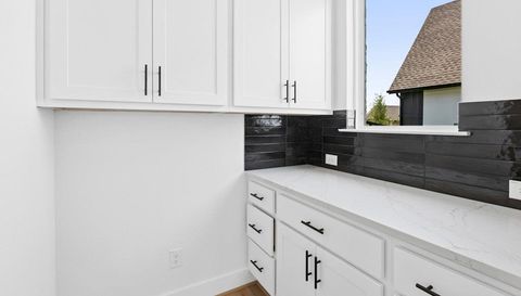 220 Reata Ridge LOOP