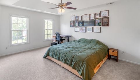 12328 Sandringham Pl