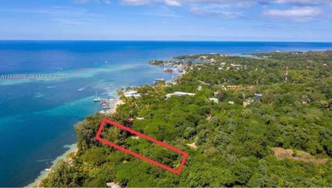 Roatan Island At Caribbean, Honduras