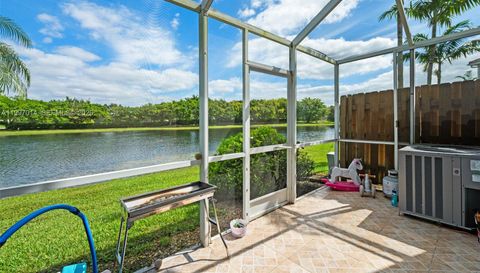 3676 San Simeon Cir