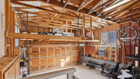 5833 Creek Valley Rd