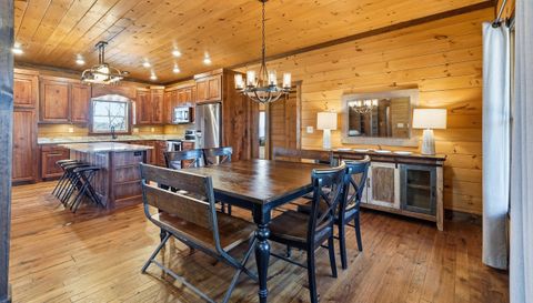 605 Toccoa Preserve Lane