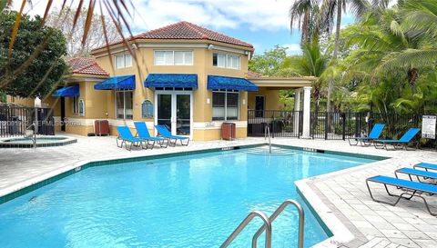 771 N Pine Island Rd