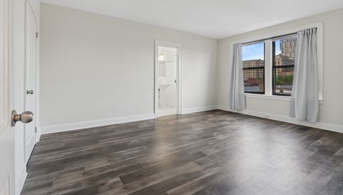 1755 E 55th Street