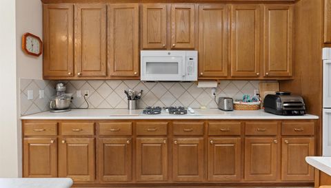 296 Trail Of The Flowers