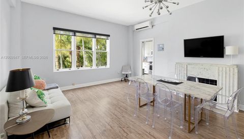 2421 Lake Pancoast Dr