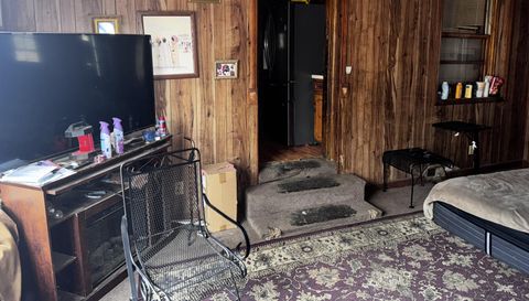 3126 Farrington Point Rd