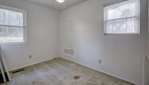 2032 Ricky Rd