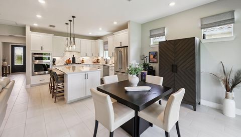 10004 Coral Shore Dr