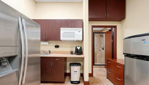 8810 COMMODITY CIRCLE