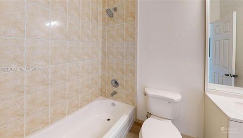 372 Ne 26th Pl