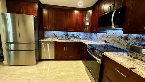 5520 Coach House Cir