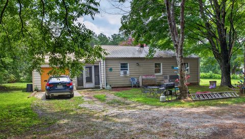 3511 Helmstetler Rd