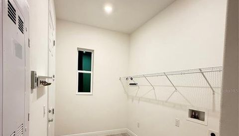 2174 WALLINGFORD LOOP