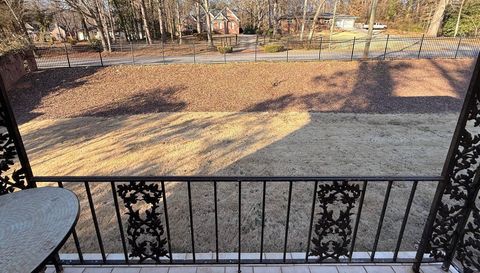 2940 Benjamin E Mays Dr SW