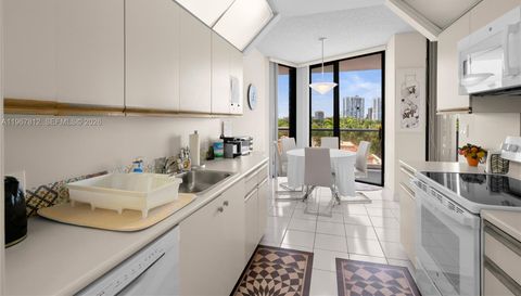 20281 E Country Club Dr