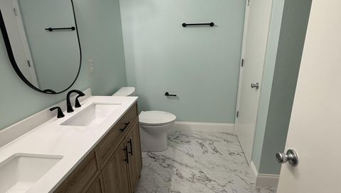 5922 Bartram Village Dr