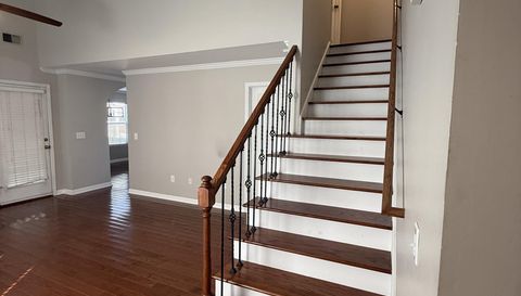 823 Harbor Place Dr