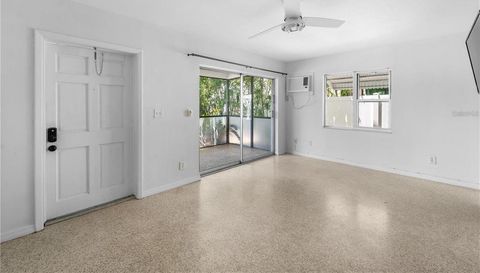 1739 SIESTA DRIVE