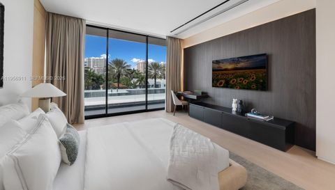 255 Ocean Blvd