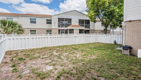 7210 N MANHATTAN AVENUE