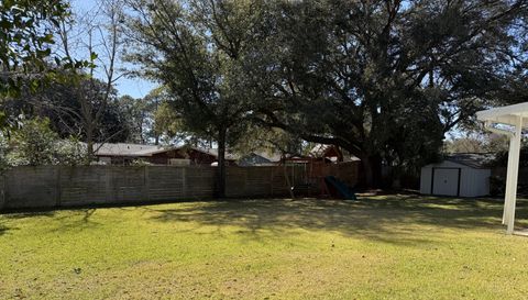 324 Leah Miller Dr NW