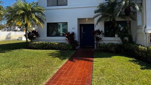 21300 San Simeon Way