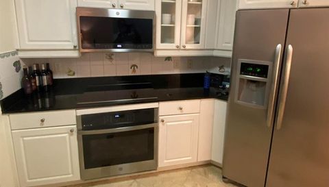 705 Crandon Boulevard